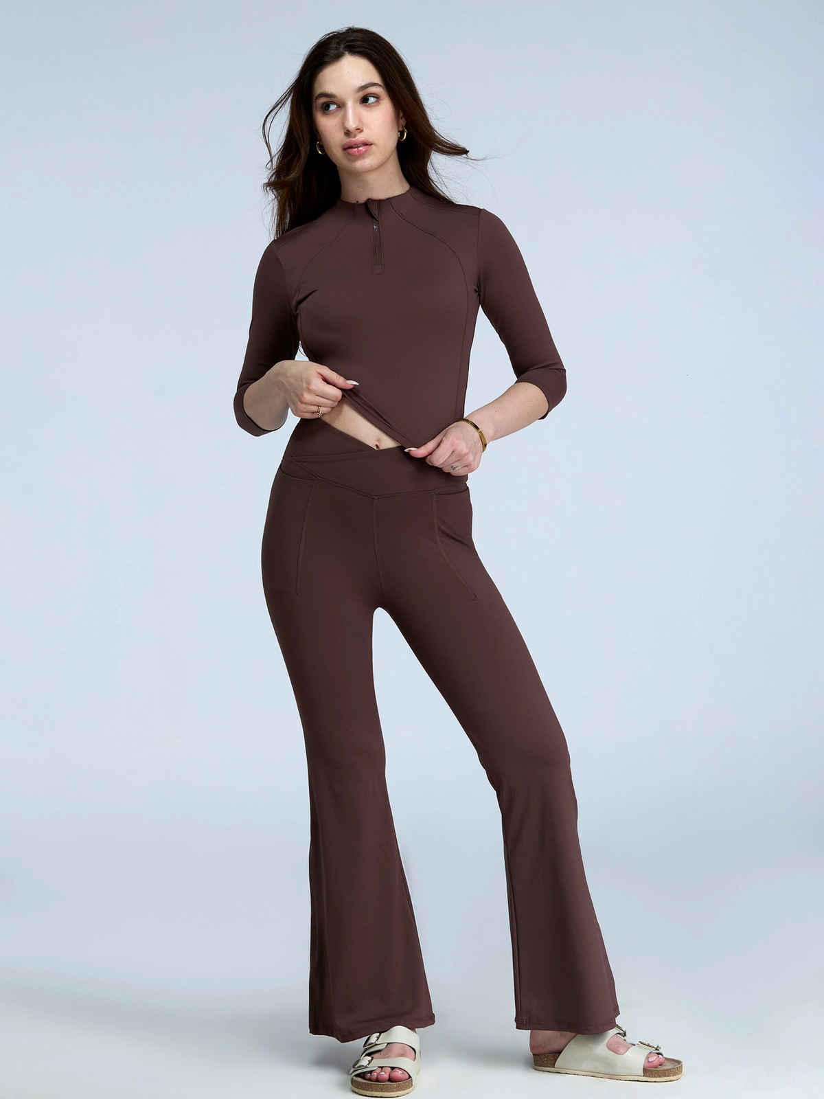 Cava Athleisure Women's Silhouette Zip Top | Brown - M