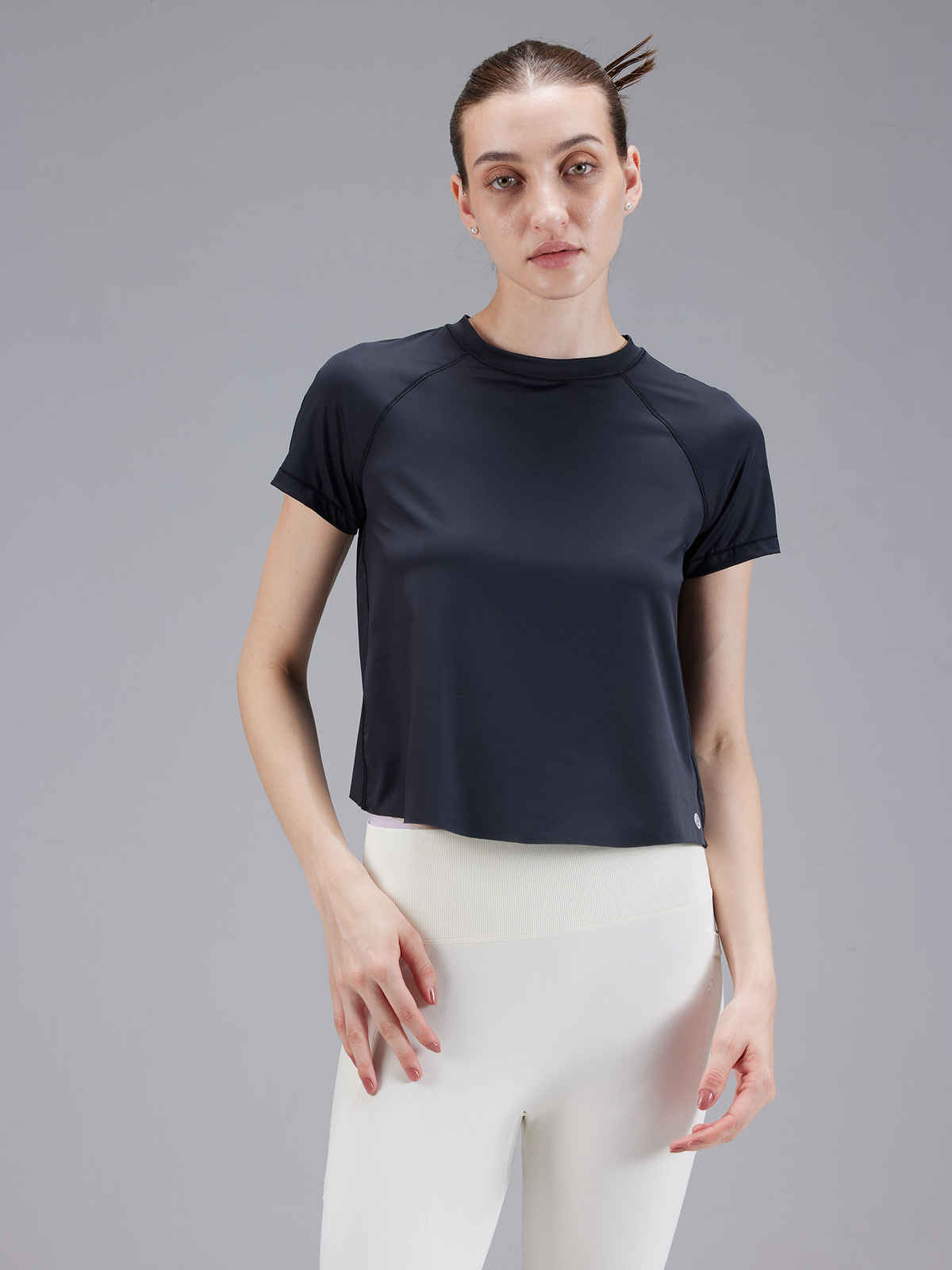 Cava Women's Overlap Tee | Tshirt | Black - L