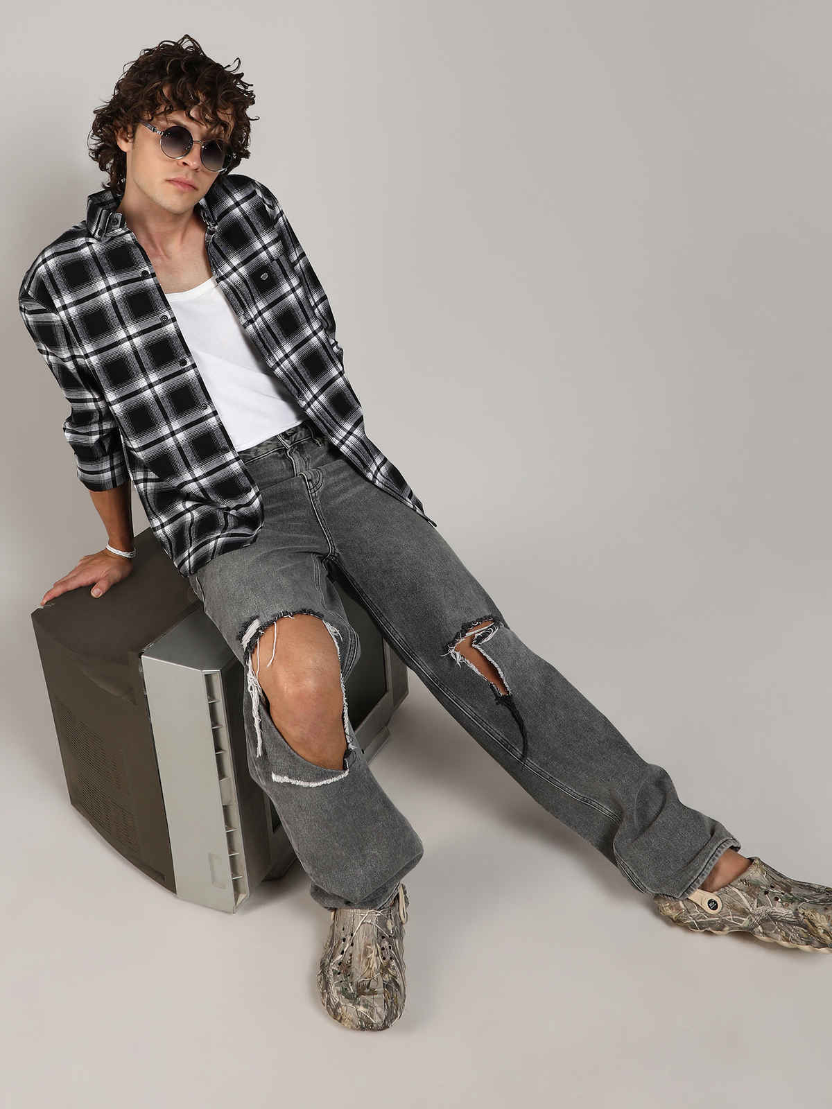 Campus Sutra Men's Brushed Buffalo Check Shirt | Midnight Black & Chalk White - S
