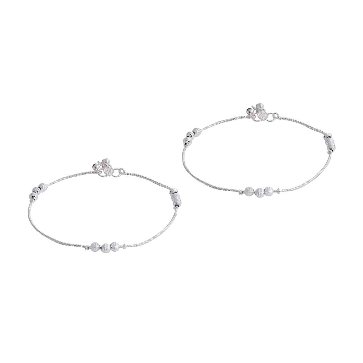 Teejh Teejh Preet Pearl Anklets