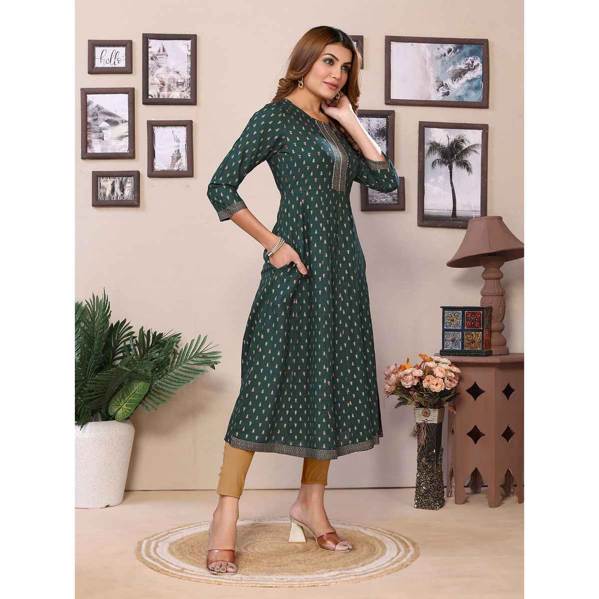 Rangita Women s Green Rayon Embroidered Calf Length Anarkali Kurta | XL