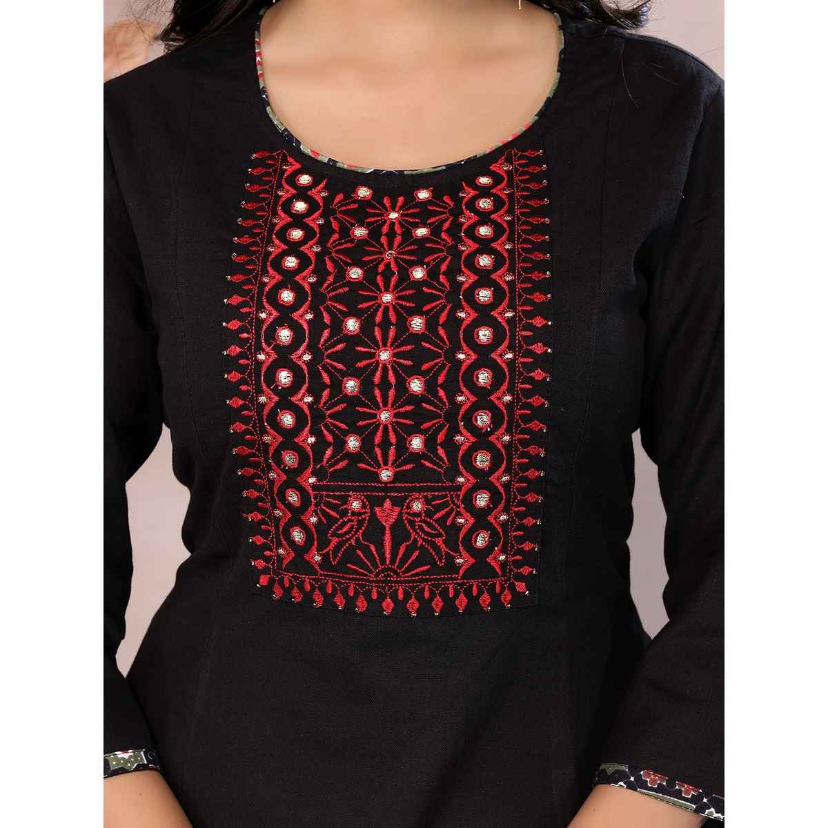 Rangita Women s Black Cotton Embroidered Calf Length Flared Kurta | M