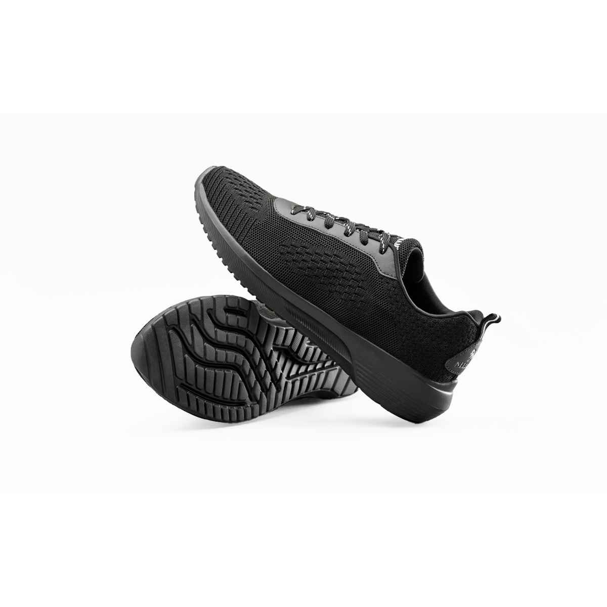 Neeman's The Everyday Basic Sneakers Electric Black -8