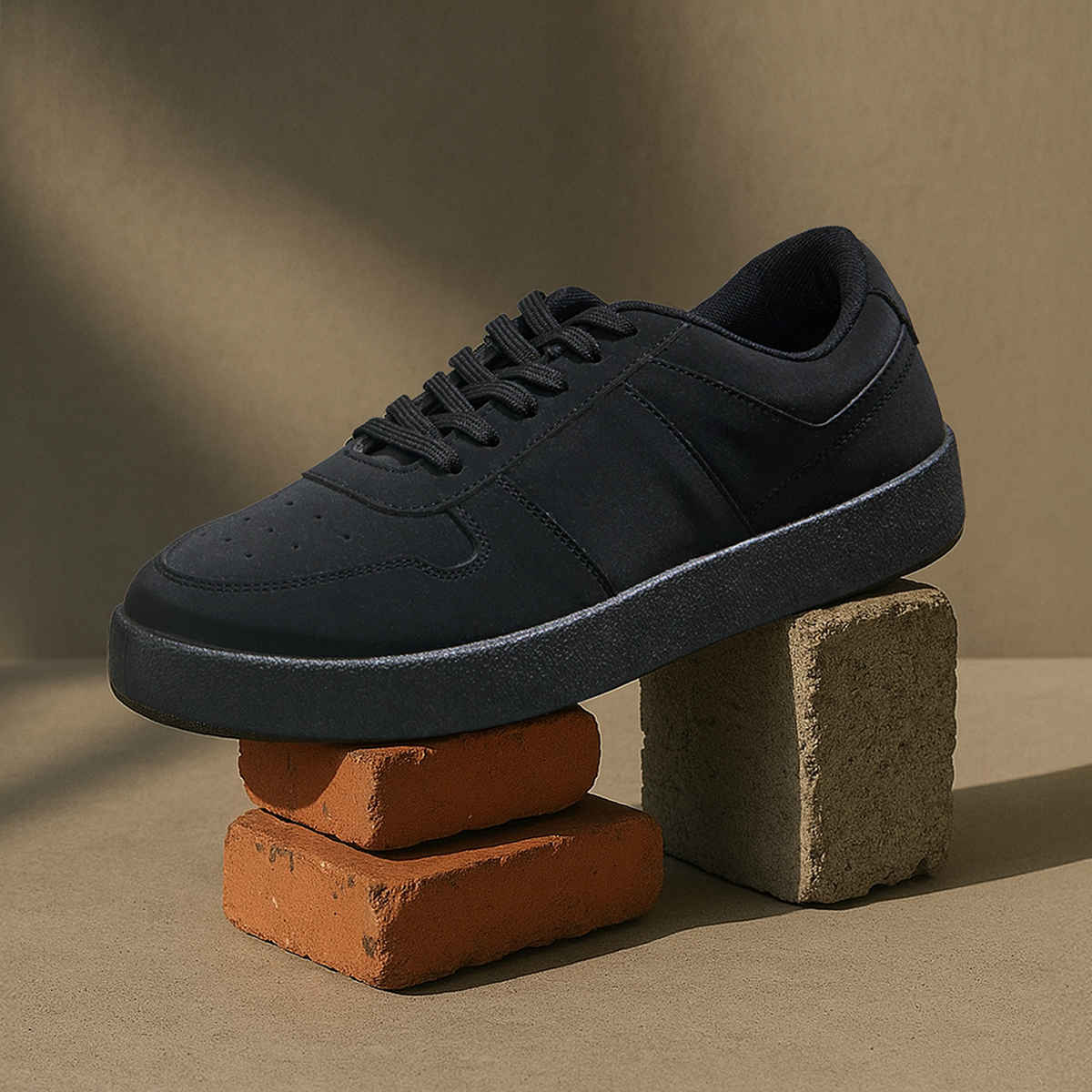 Neeman's Mono Court Sneakers | All Black | UK 7
