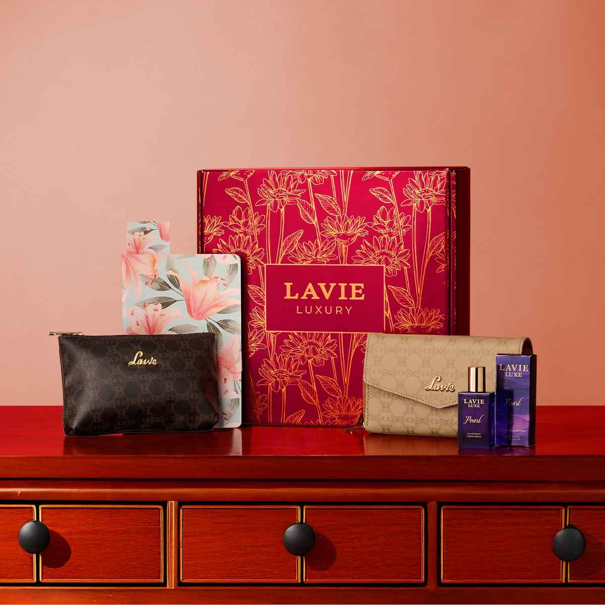 Lavie Scarlet Sally 1 Women Gift Set