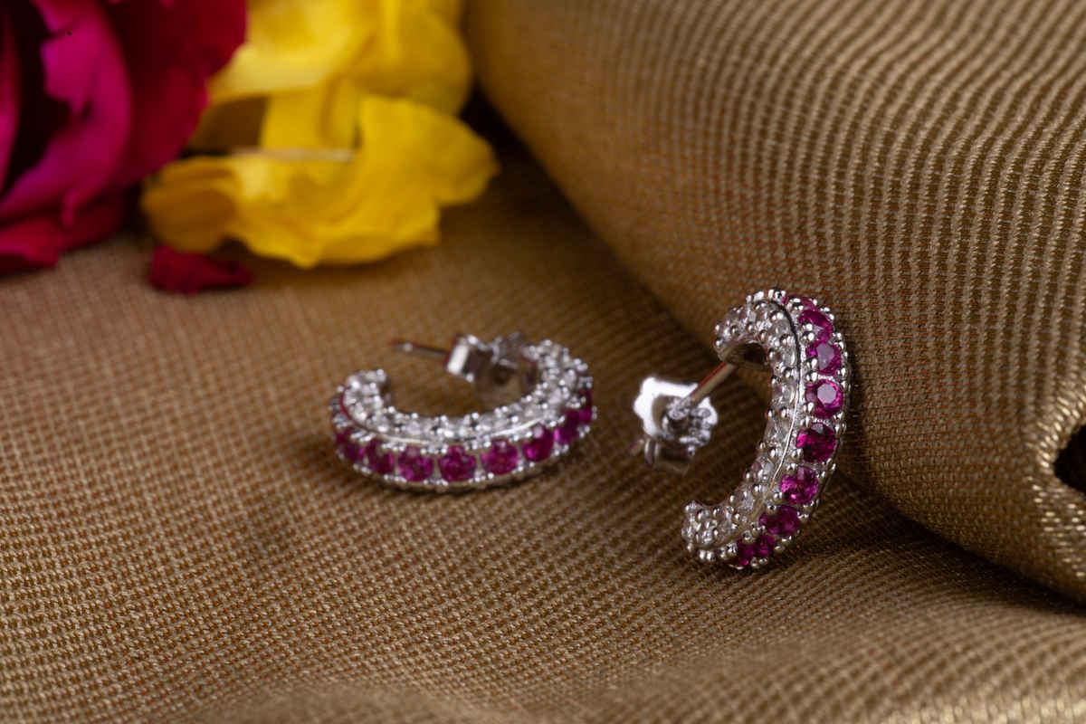 Silverfiire Sterling Silver Red J Earrings