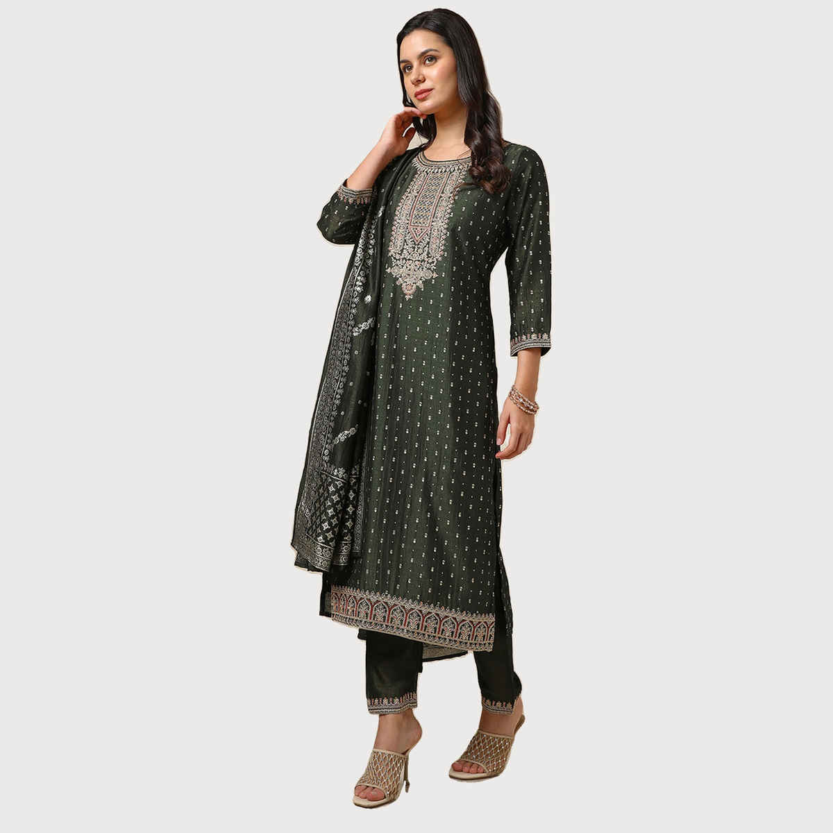 Soch Women's Olive Foil Print Suit Set With Thread Work S