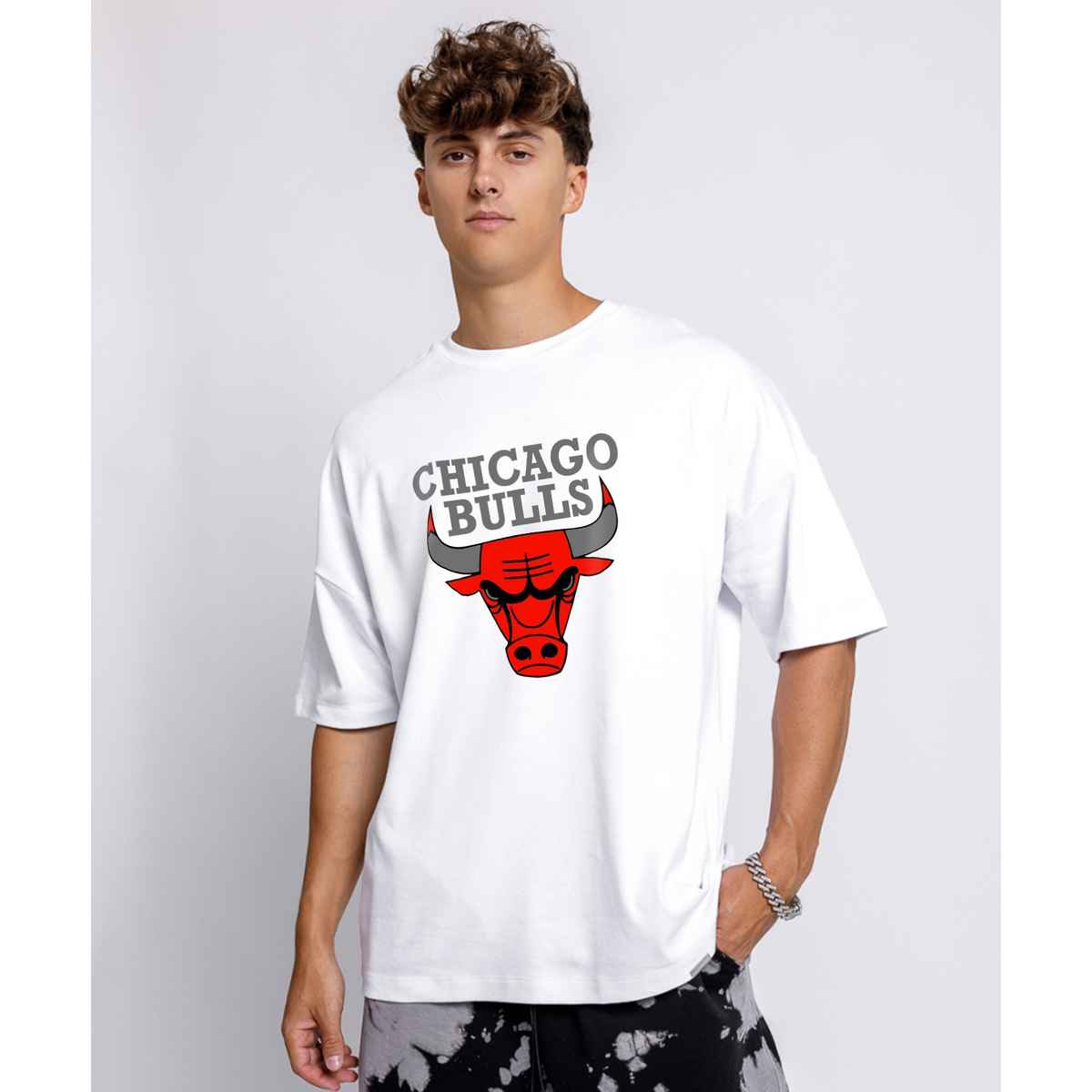 De Tees Men's Oversize T-shirt | M-OST-WHITE-BULL | White - M