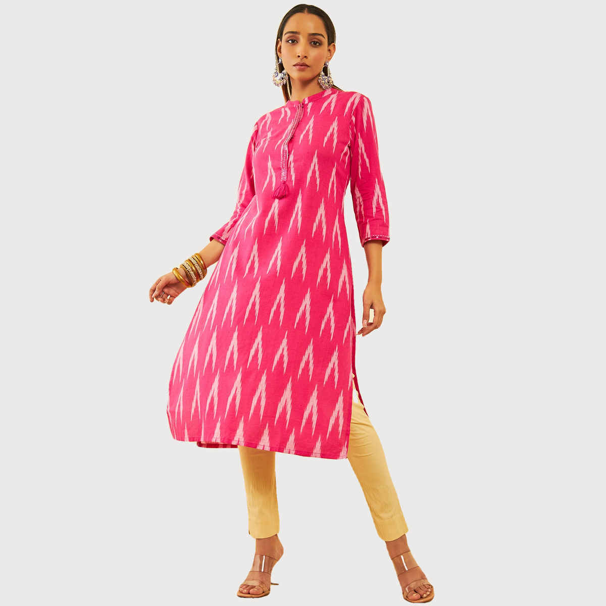 Soch Women's Pink Cotton Ikat Print Kurta With Sequins L