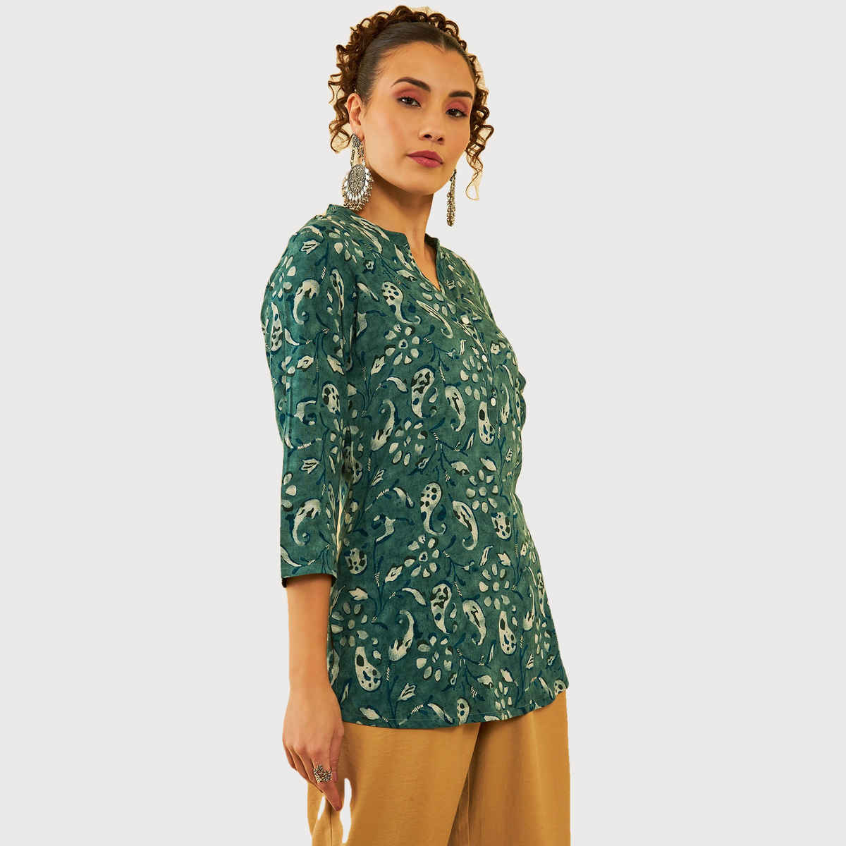 Soch Women's Green Rayon Paisley Print Tunic S
