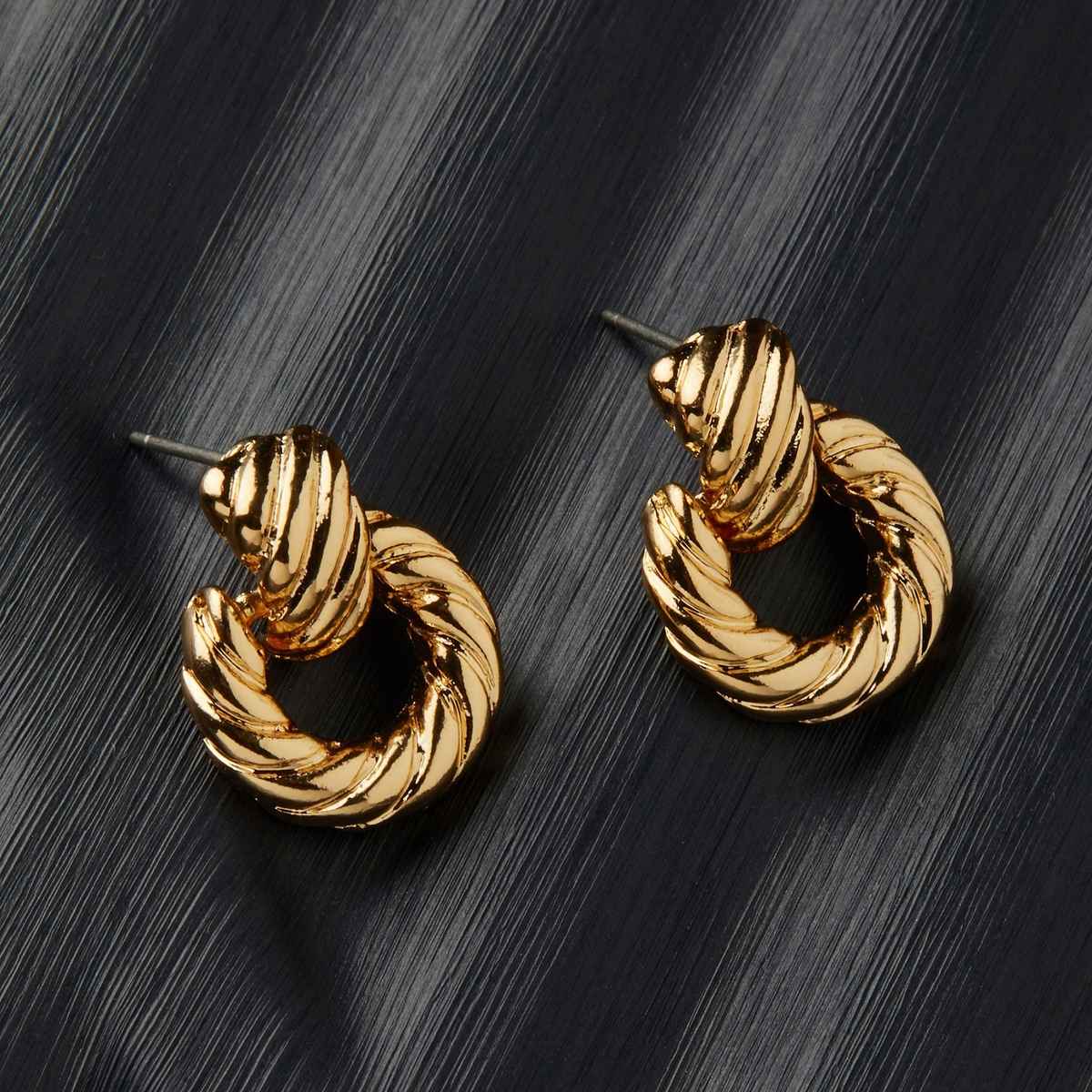 Accessorize London Women's Gold Berry Blush Twisted Tiny Doorknocker Earring - Gold