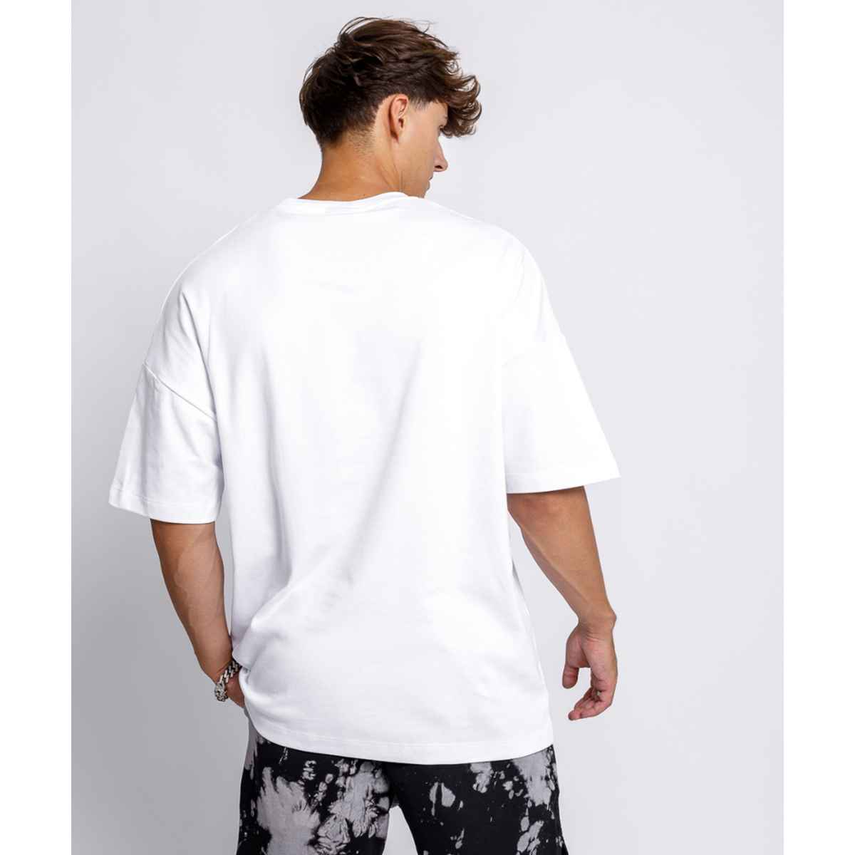 De Tees Men's Oversize T-shirt | M-OST-WHITE-BULL | White - L