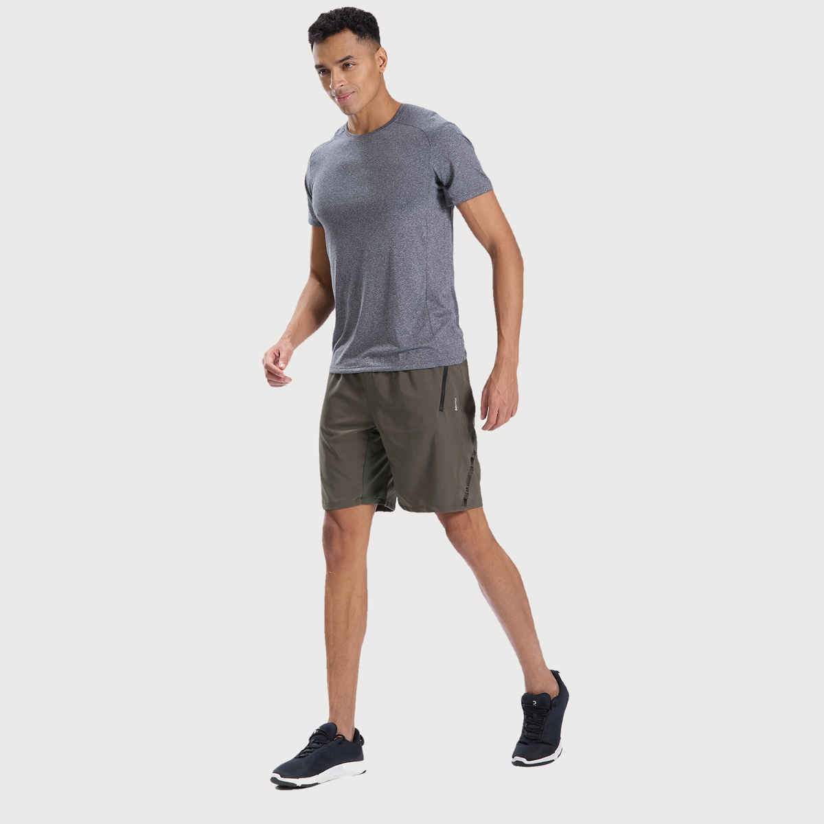 Decathlon Domyos Men's Zip-Pocket Breathable Essential Fitness Shorts | Khaki | L