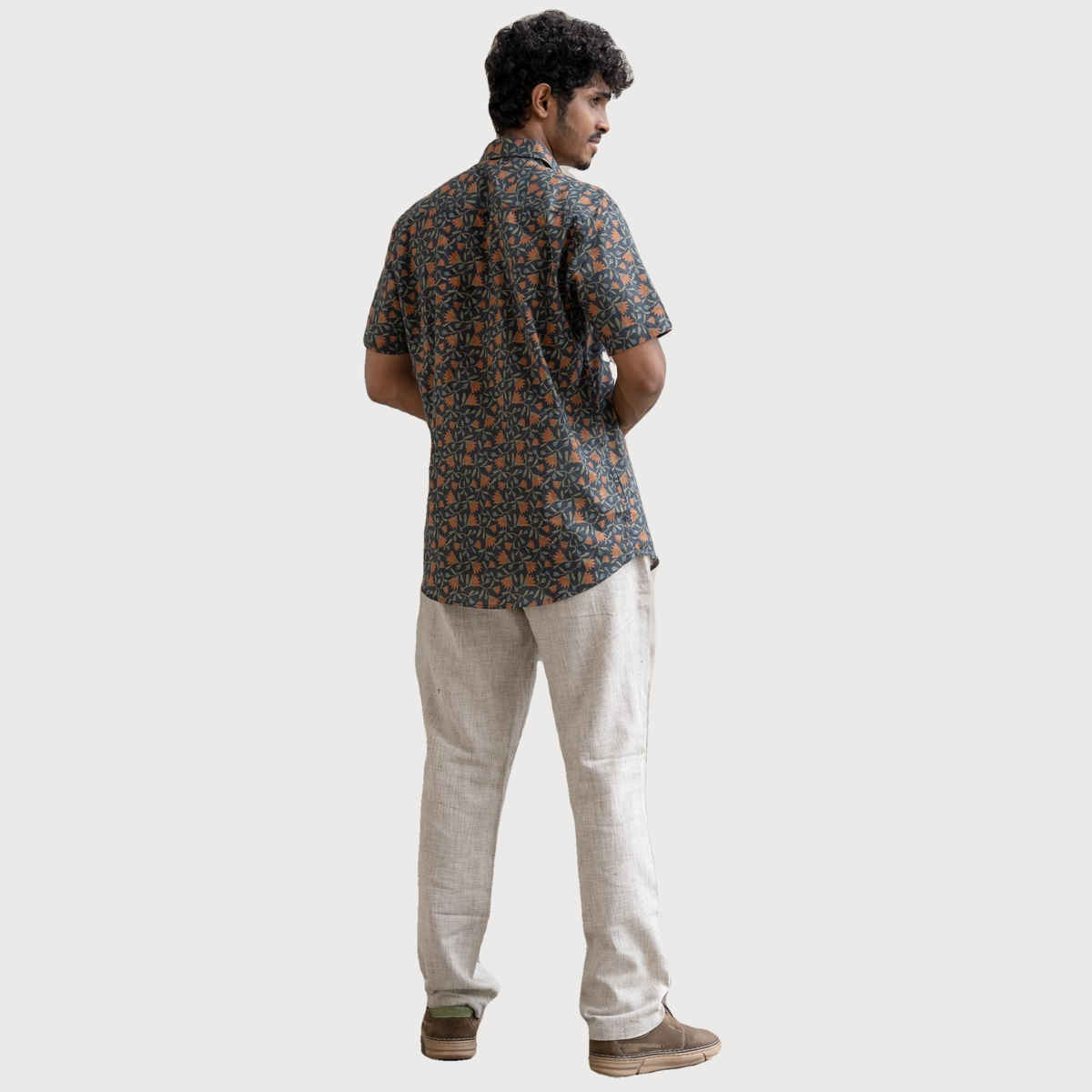Suta Men's Floral Printed Cotton Shirt | Black - M