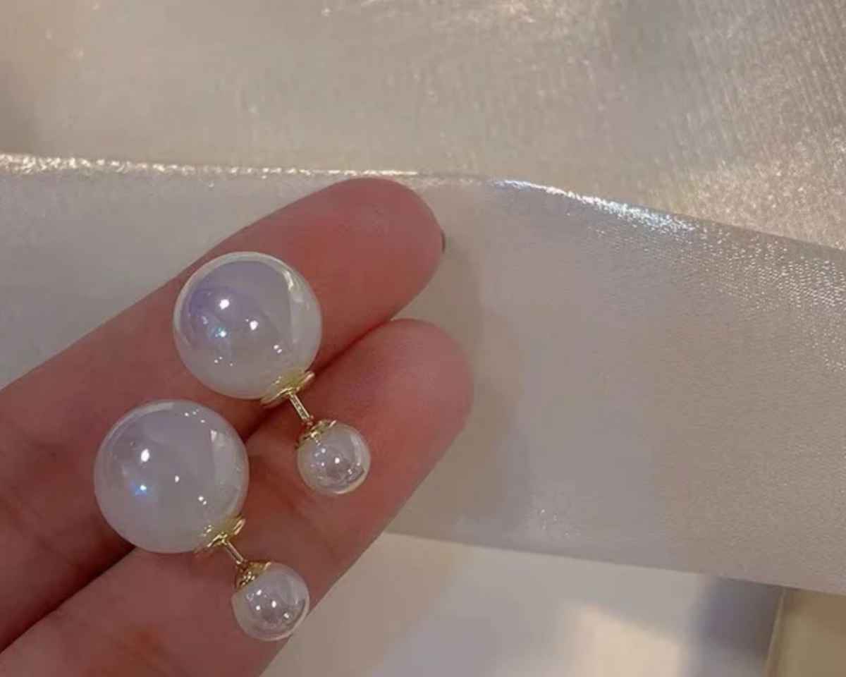 Estailo Fashion Perky Pearl Drop Earrings for Women | Stylish Lightweight Statement Jewellery | E0001436