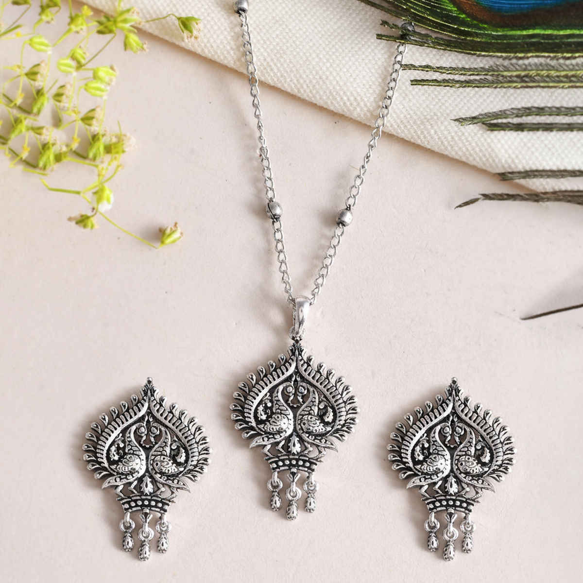 Zouk Multicolor Mandala Print Chain Wallet (Cfc)(1pc) & Voylla Morni Avalyn Pendant Set(3pc) Combo