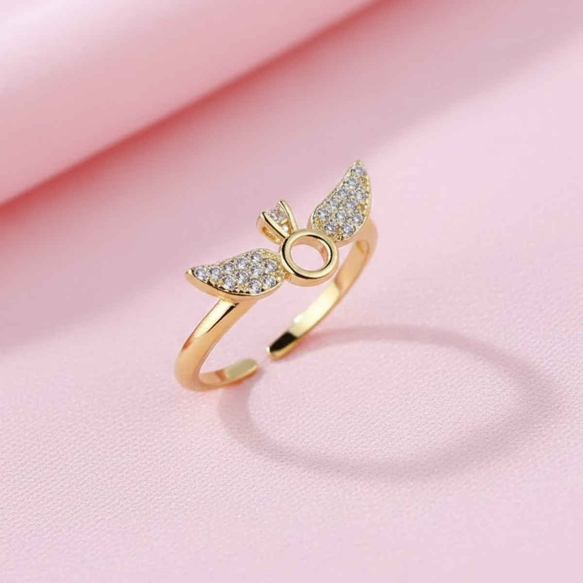 Estailo Fashion Angel Wings Ring | R0001368 | Gold