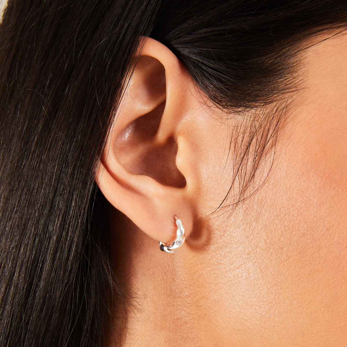 Accessorize London Women Sterling Silver-plated Simple Twist Hoop Earrings