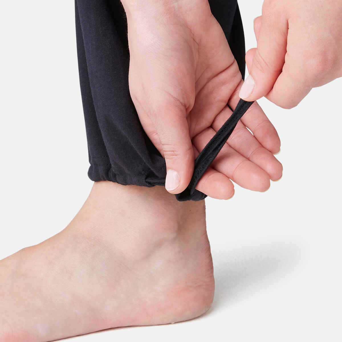 Decathlon Domyos Women's Stretchable, Quick-Dry Gym Trackpants | Black - M