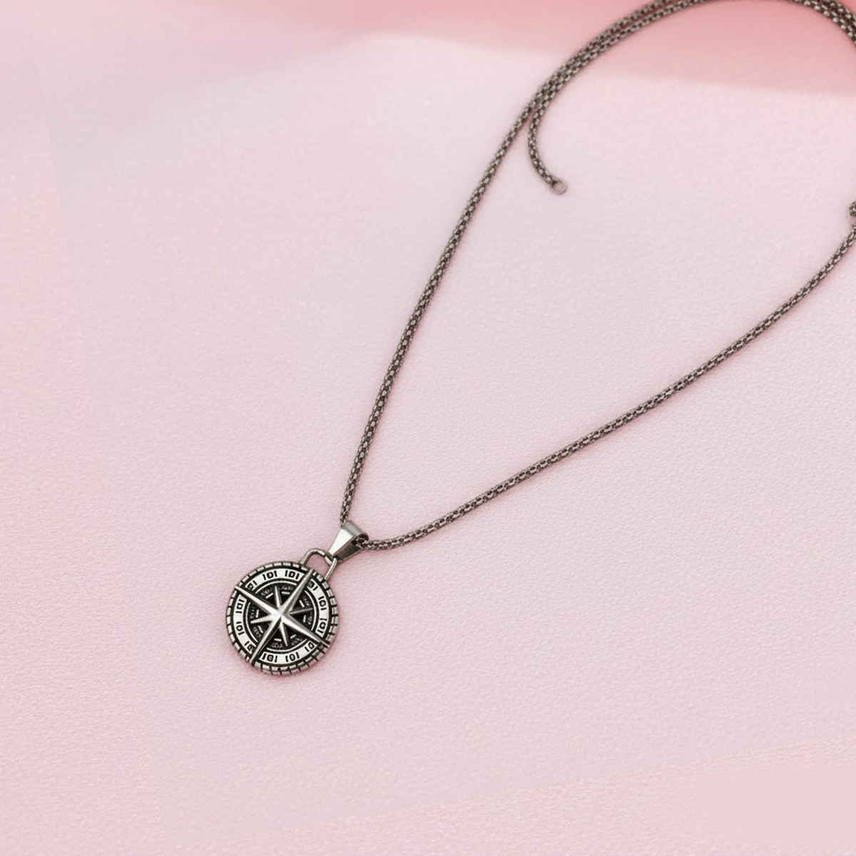 Fashion Frill Men's Cross Compass Pendant Chain Silver Onesize
