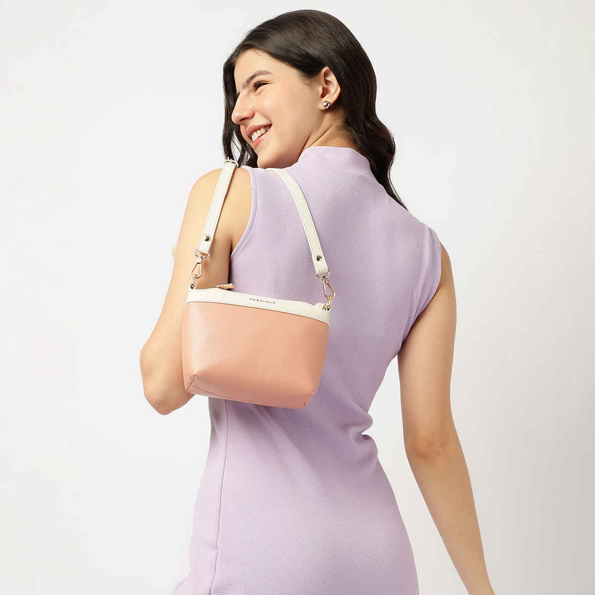 Fastrack Bags Off Duty Sling Bag