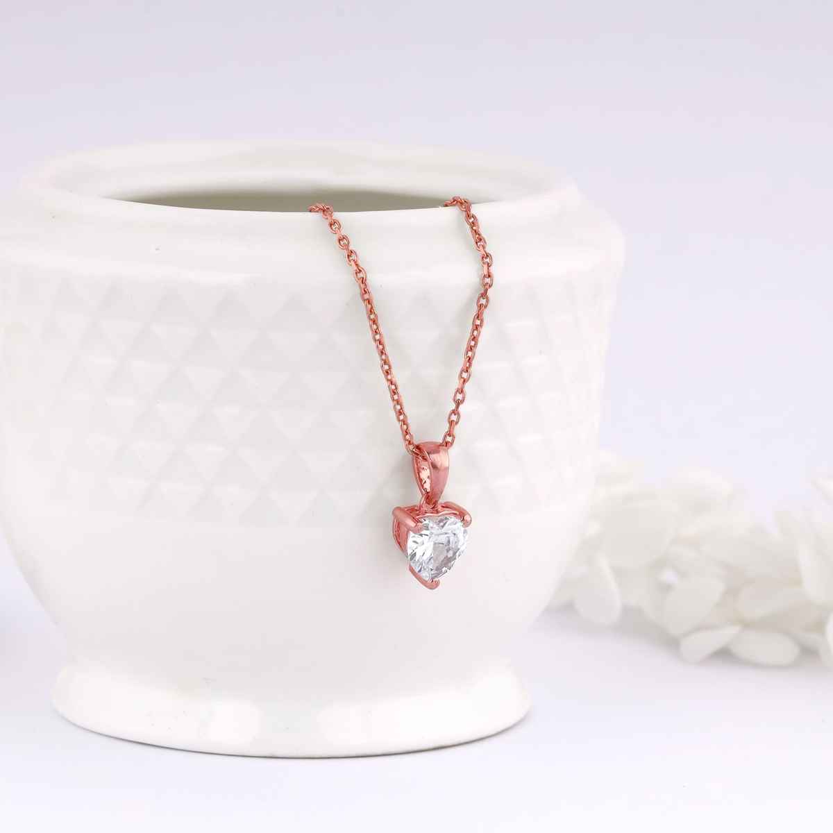 Giva Rose Gold Solitaire Heart Pendant With Link Chain
