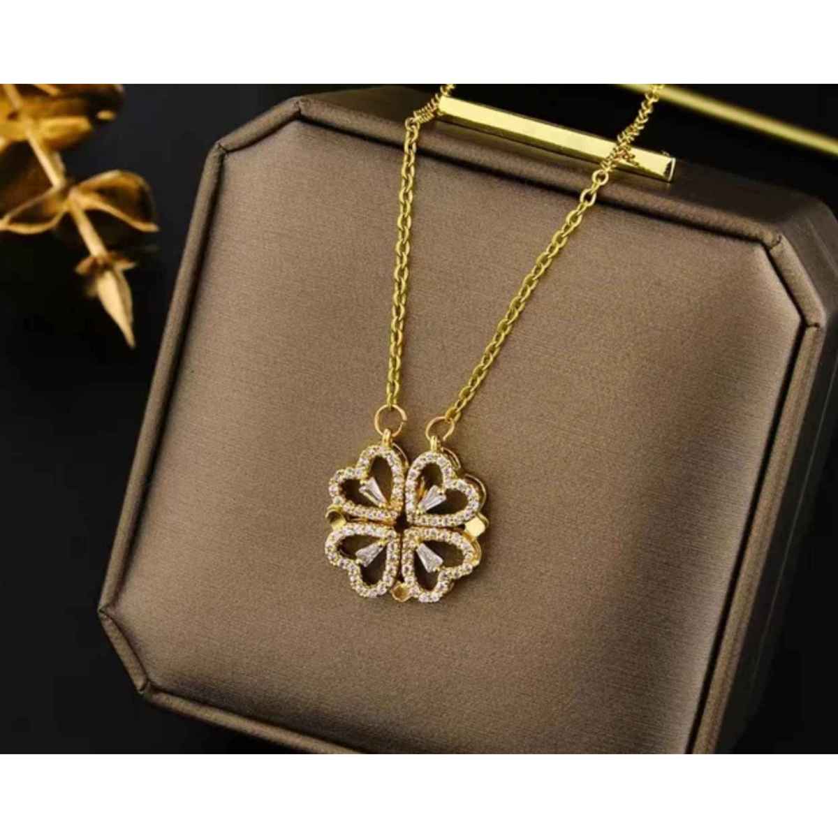 Estailo Fashion Women's Jewellery Necklace & Pendants Gold | One Size