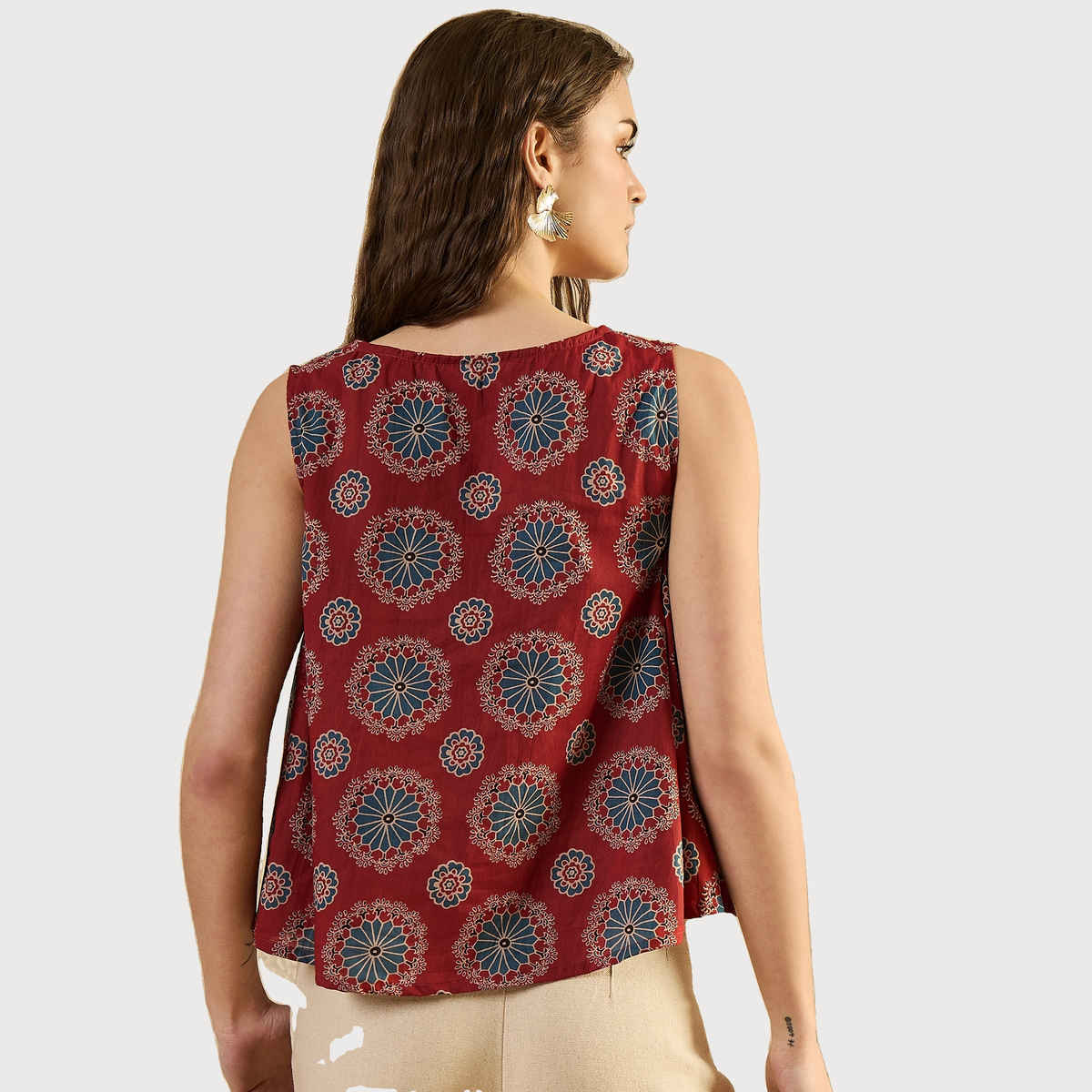 Sanskrutihomes Geometric Print Cotton Top for Women s | Red | L