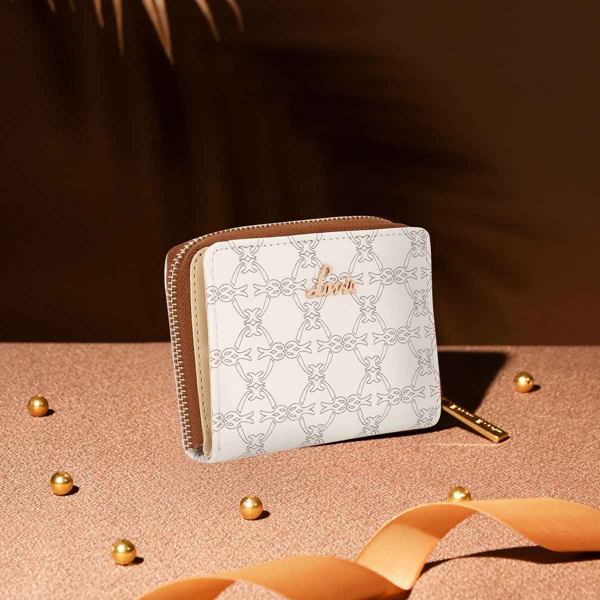 Lavie Luxe Women's and Men's Revelation Gift Box Black