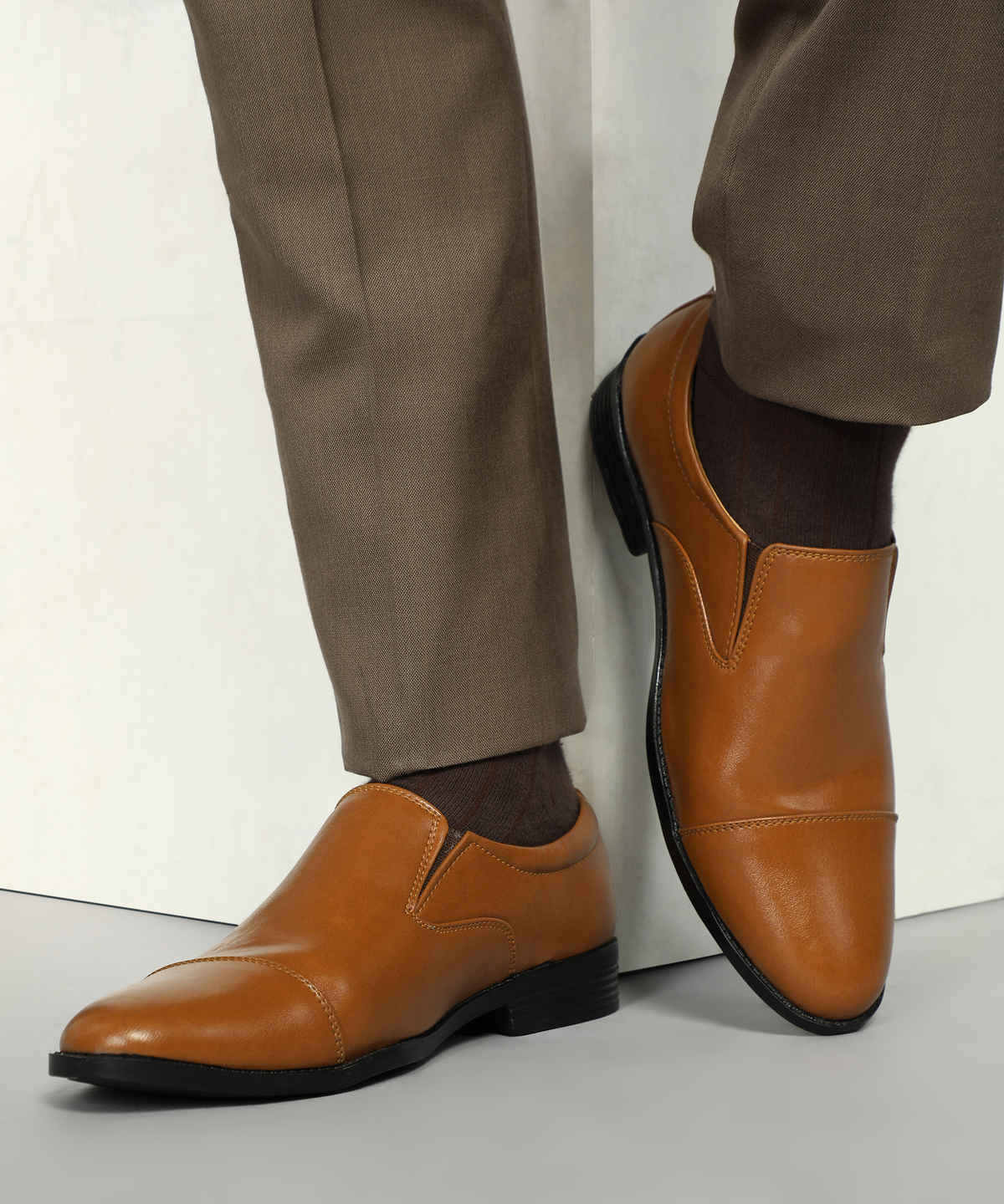 Paragon Men's Tan Pvc Formal Shoes K11241G UK 6
