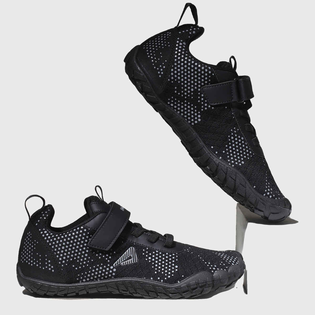 Impakto Men's Barefoot Rooted Black Gym Shoes | Uk7