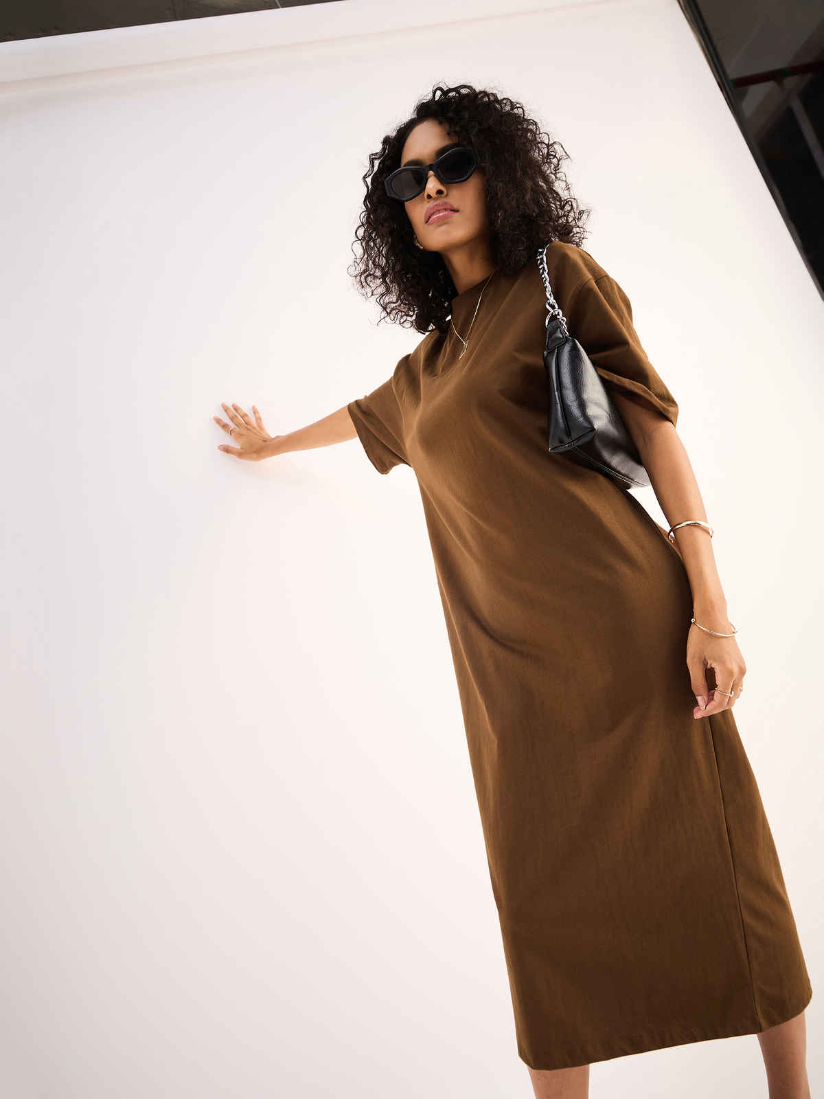SASSAFRAS Women's Basics Oversized T-Shirt Dress | Brown - M