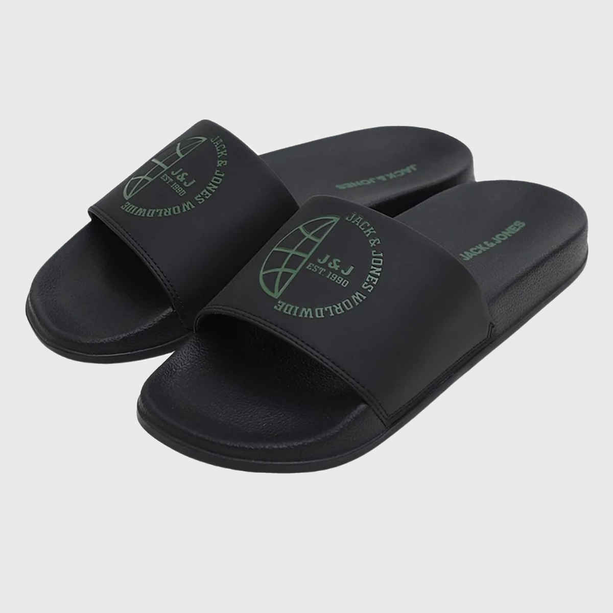 Jack & Jone Sizes Pool Sliders | Jet Black - 44