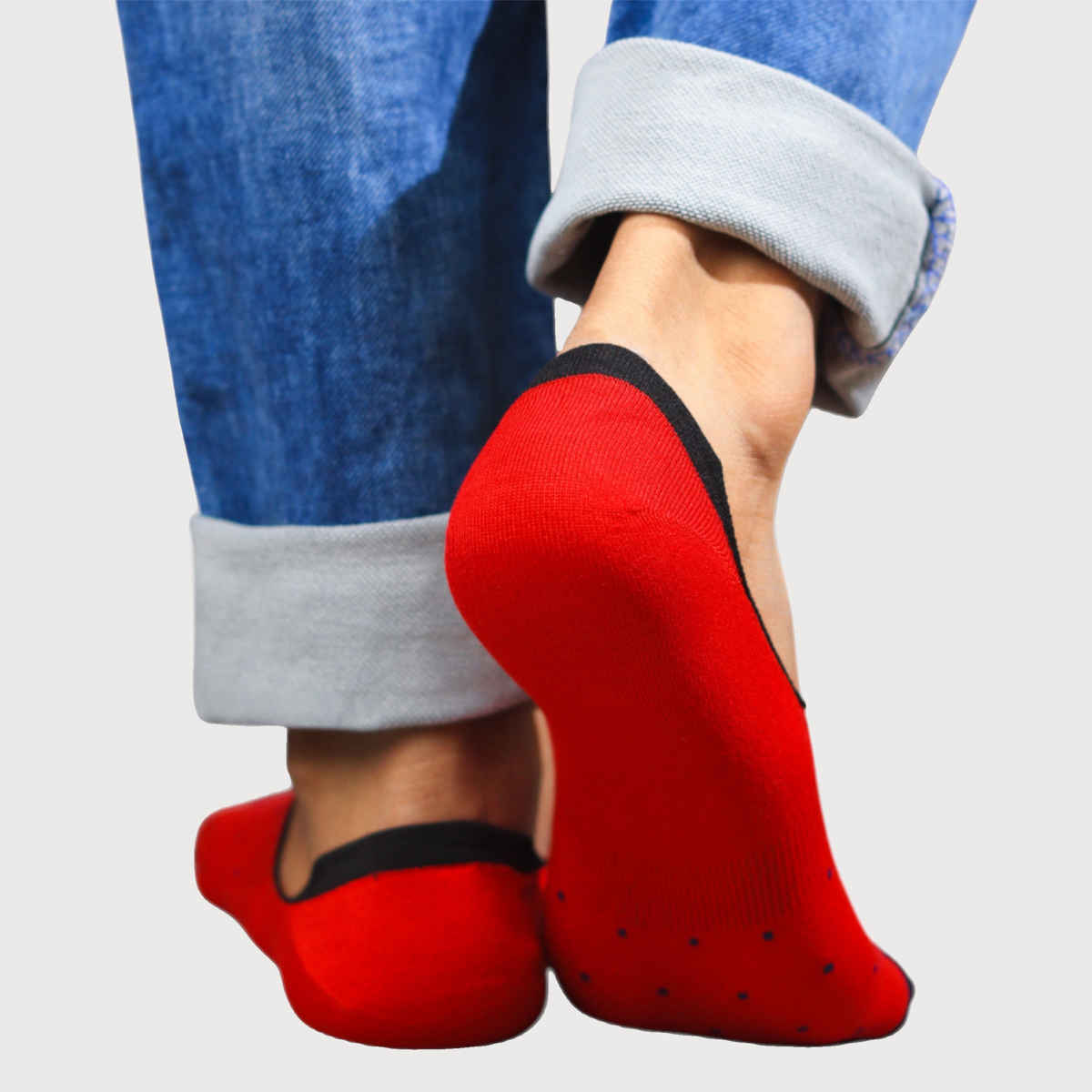 Socksoho Men's Solid 95% Cotton and 5% Spandex No Show Socks | Red - Free Size