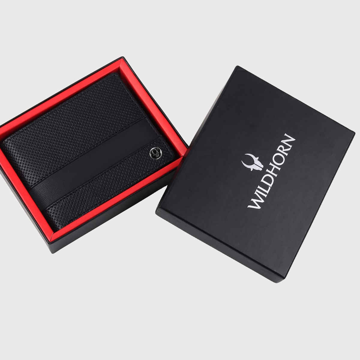 Wildhorn Men's Textured Genuine Leather Bi-Fold Wallet | Black - Free Size