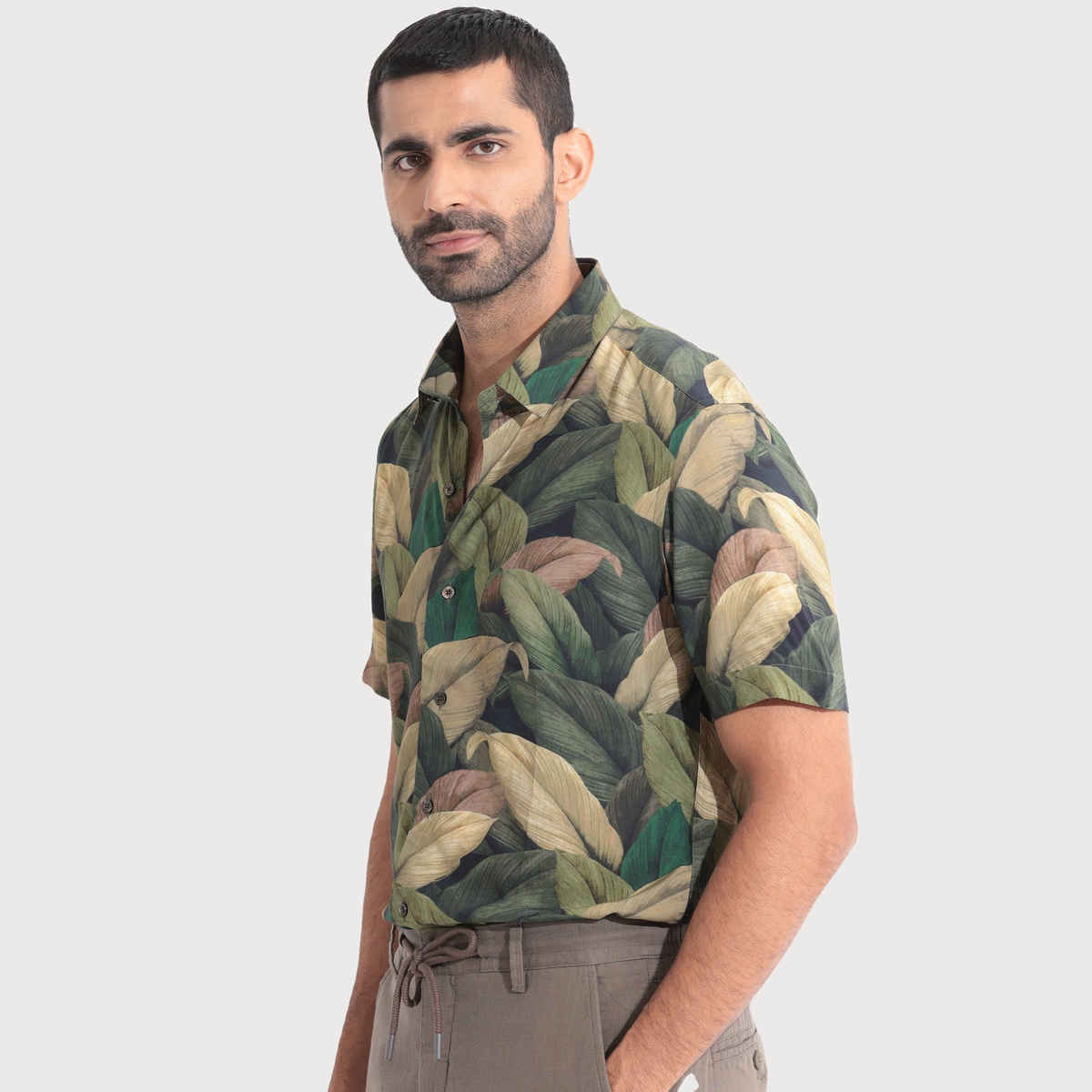 RARE RABBIT Men's Growr Primary Shirt | Green - L