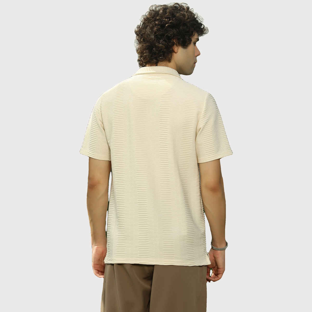 Campus Sutra Men's Flatten - Ruched Polo T-shirt | Cream - M