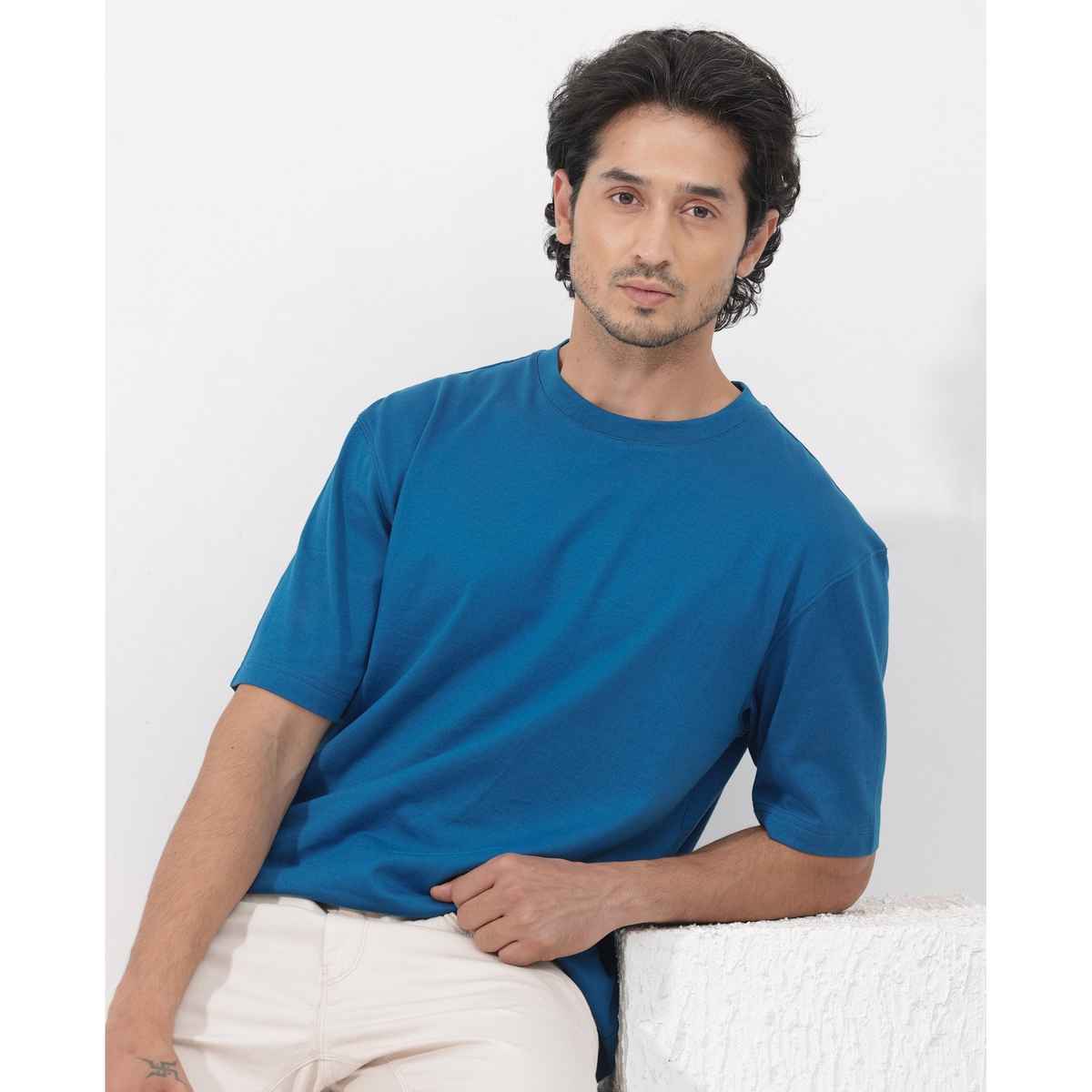 Rare Rabbit Men's Gallos Primary T-shirt | Blue - XL