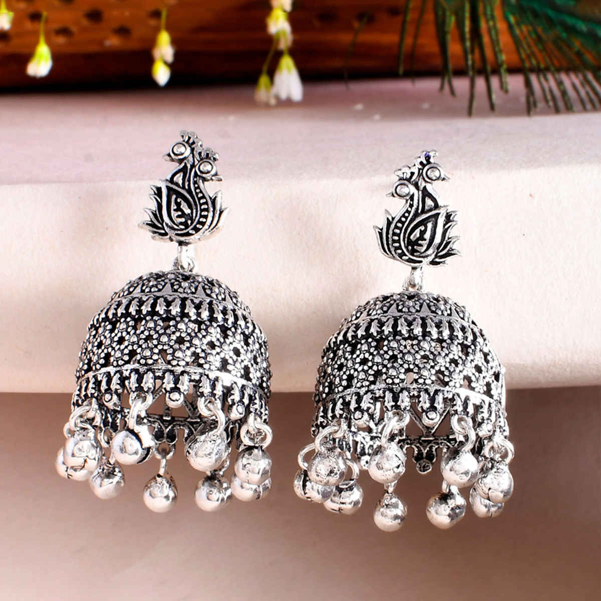 Voylla Morni Mayukkhi Jhumka