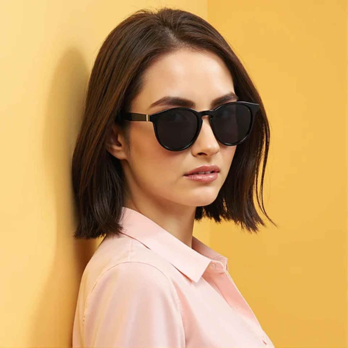 Vincent Chase By Lenskart Unisex Metal Round Sunglasses | Black - M