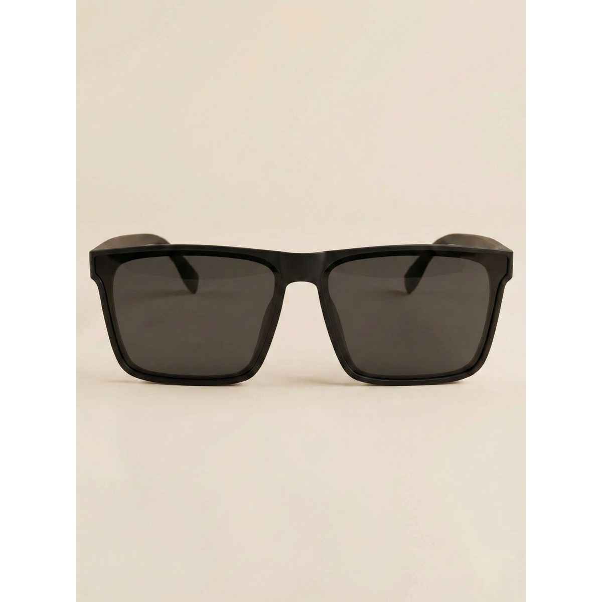 NuVew Unisex Wayfarer Sunglasses | Black | Medium
