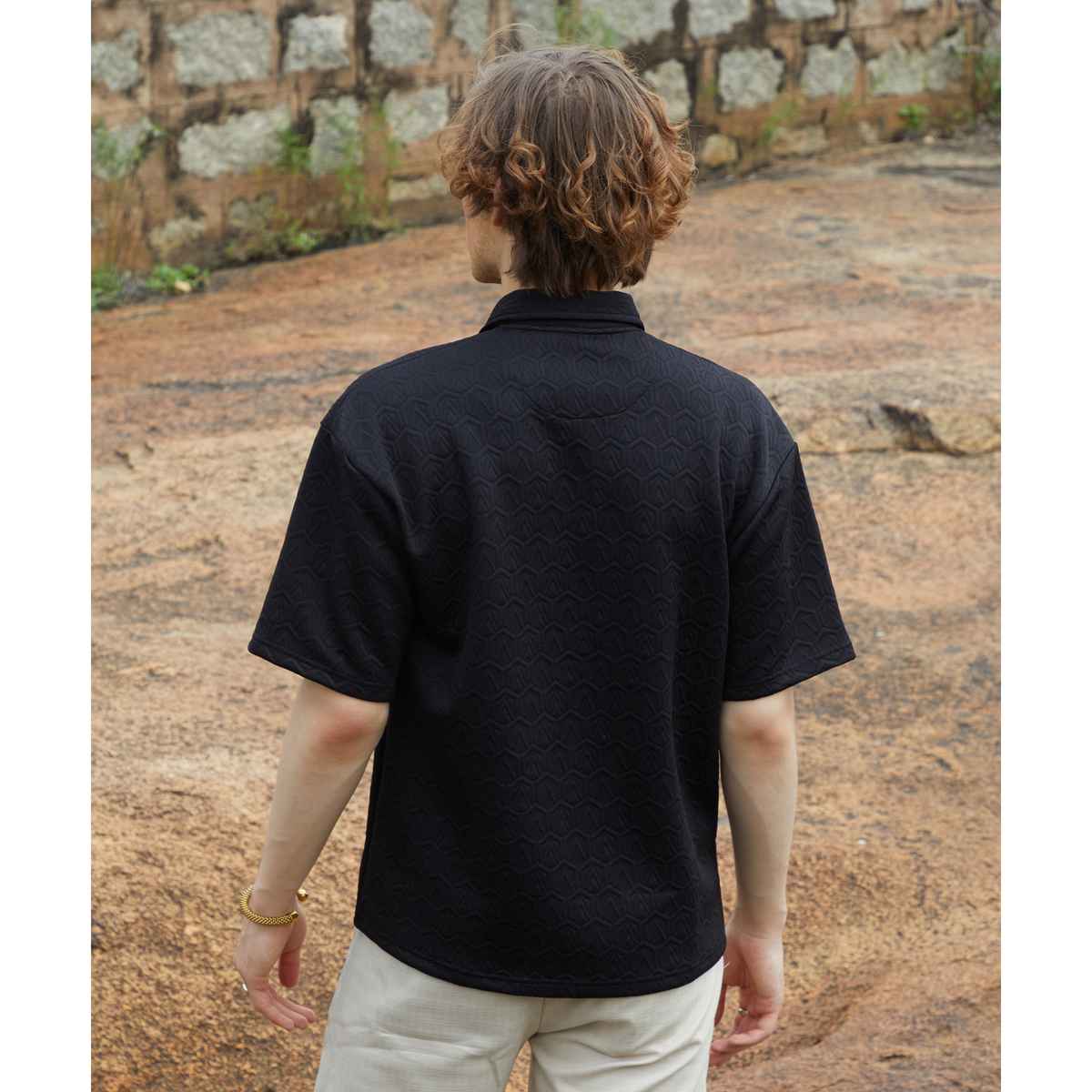 Campus Sutra Men's Zigzag-Tactile Polo T-shirt | Black - L