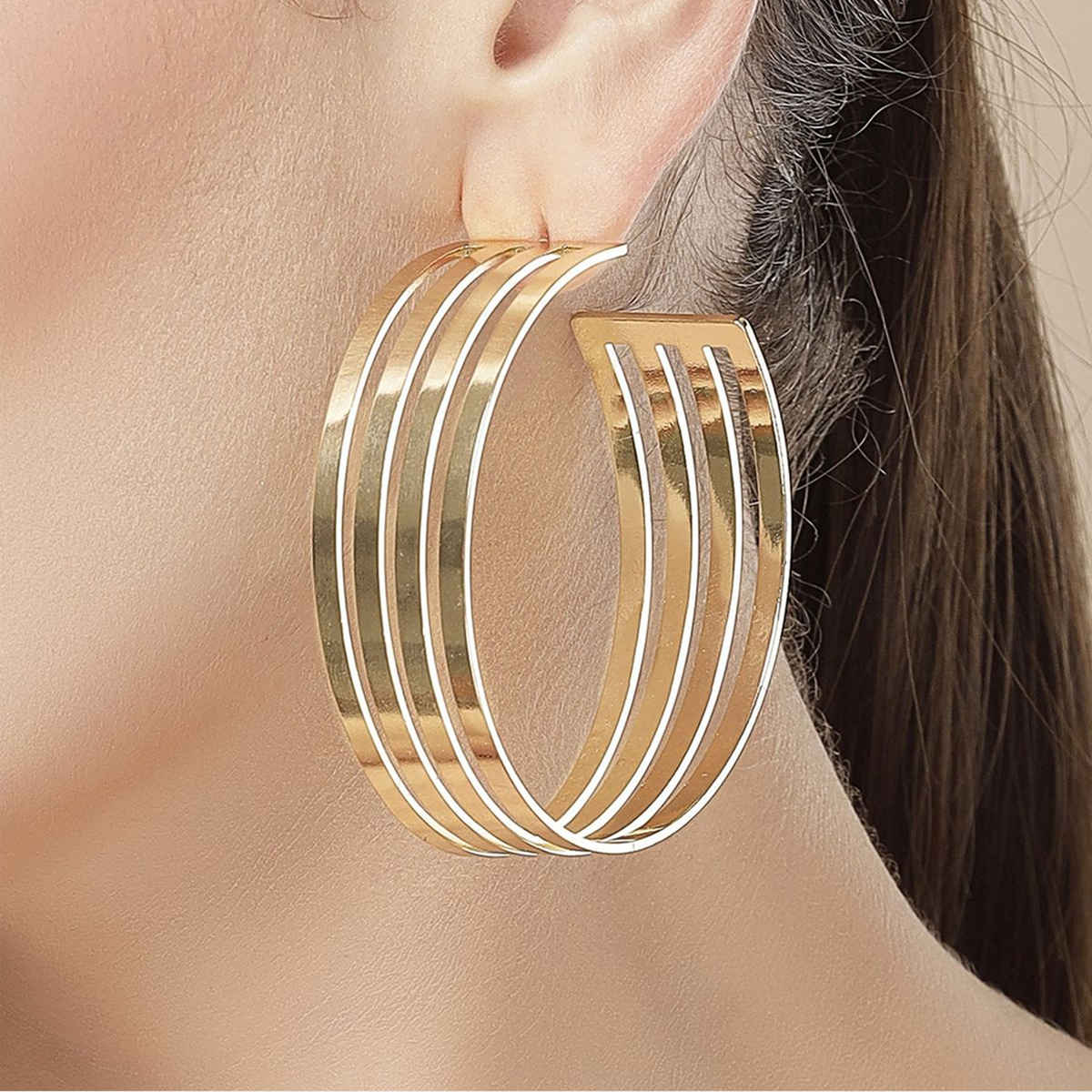 Karatcart Women's Hoop Earrings Gold One Size | 33038945