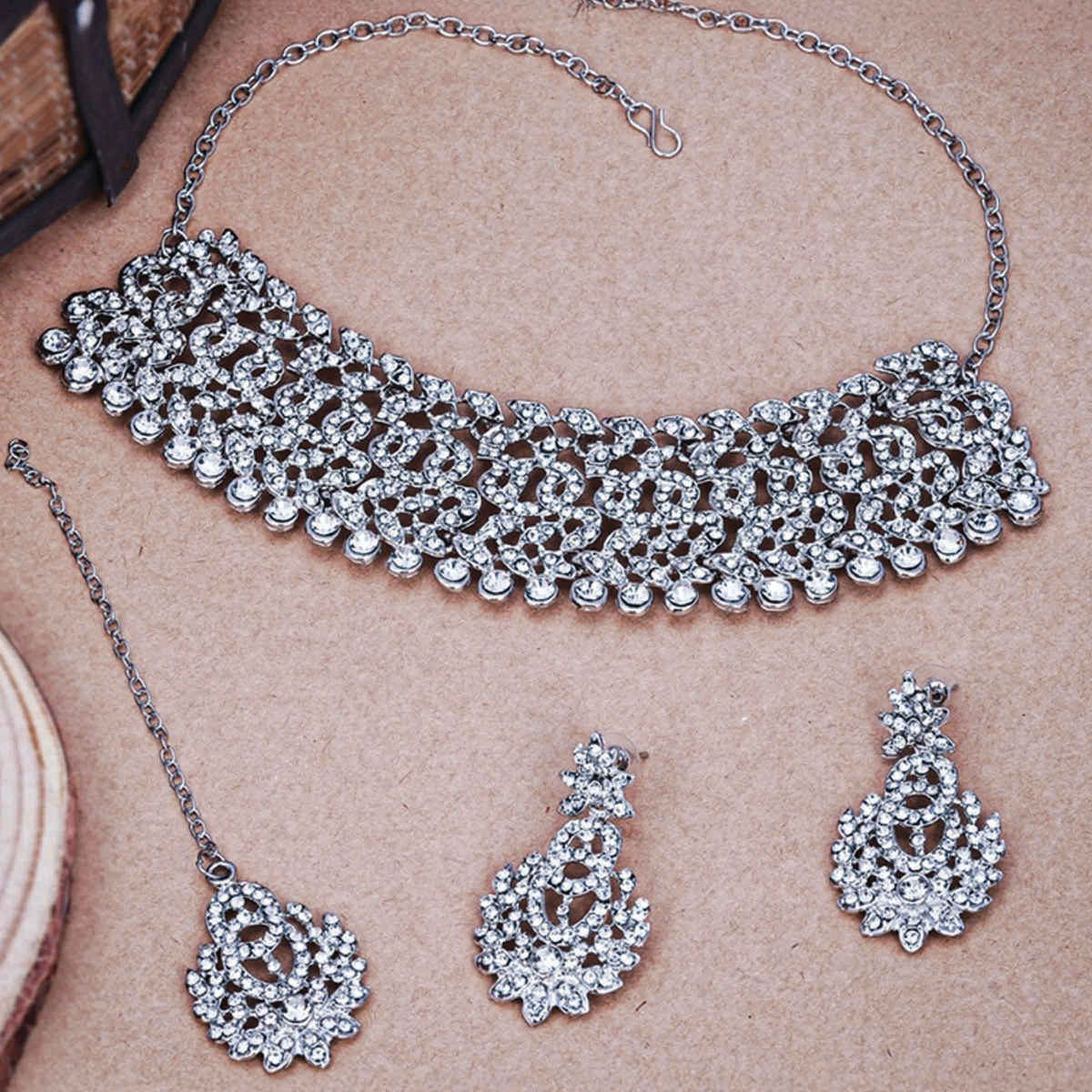 Sukkhi Delicate Party Wear Diamond Necklace Earring Jewellery Set For Women & Girls