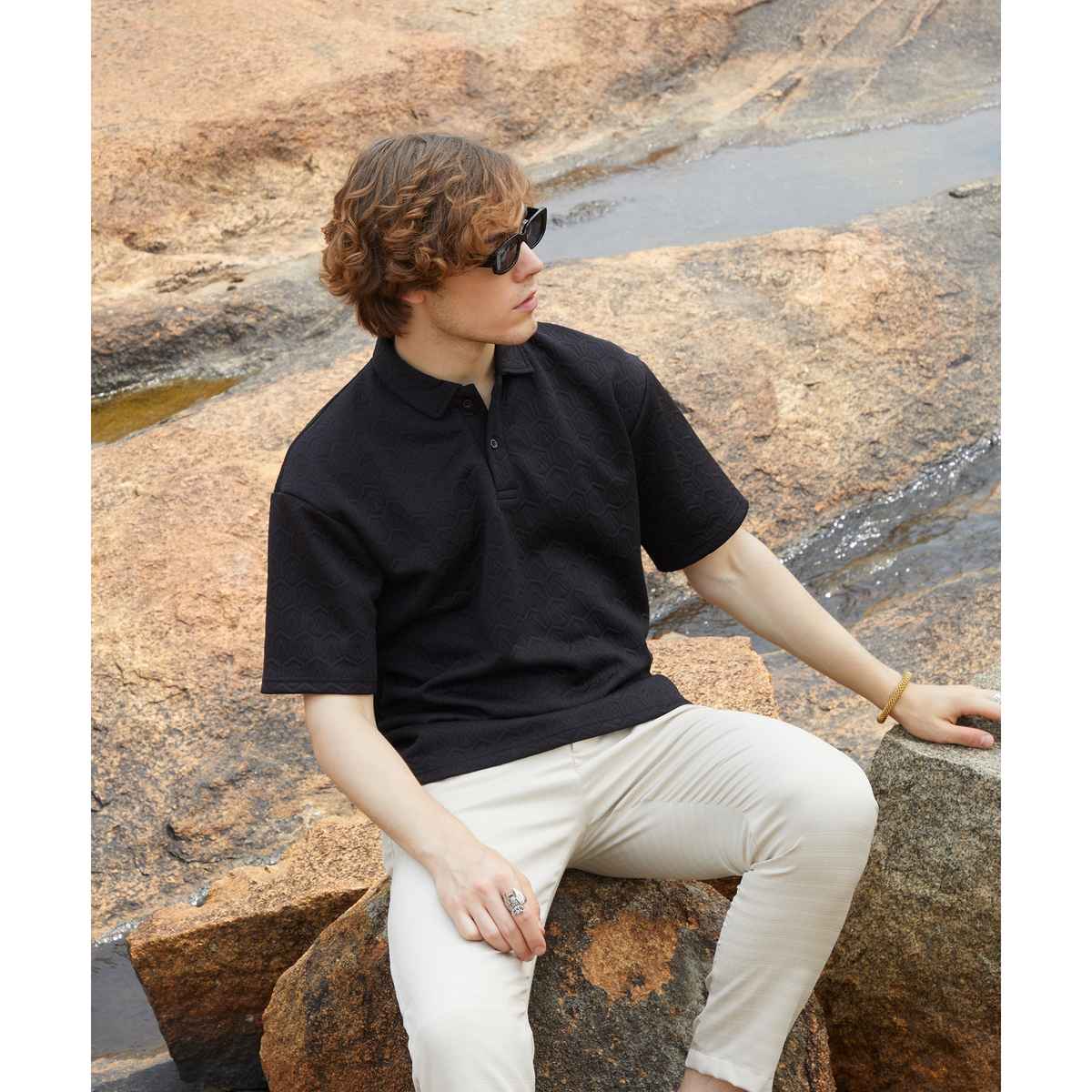 Campus Sutra Men's Zigzag-Tactile Polo T-shirt | Black - L