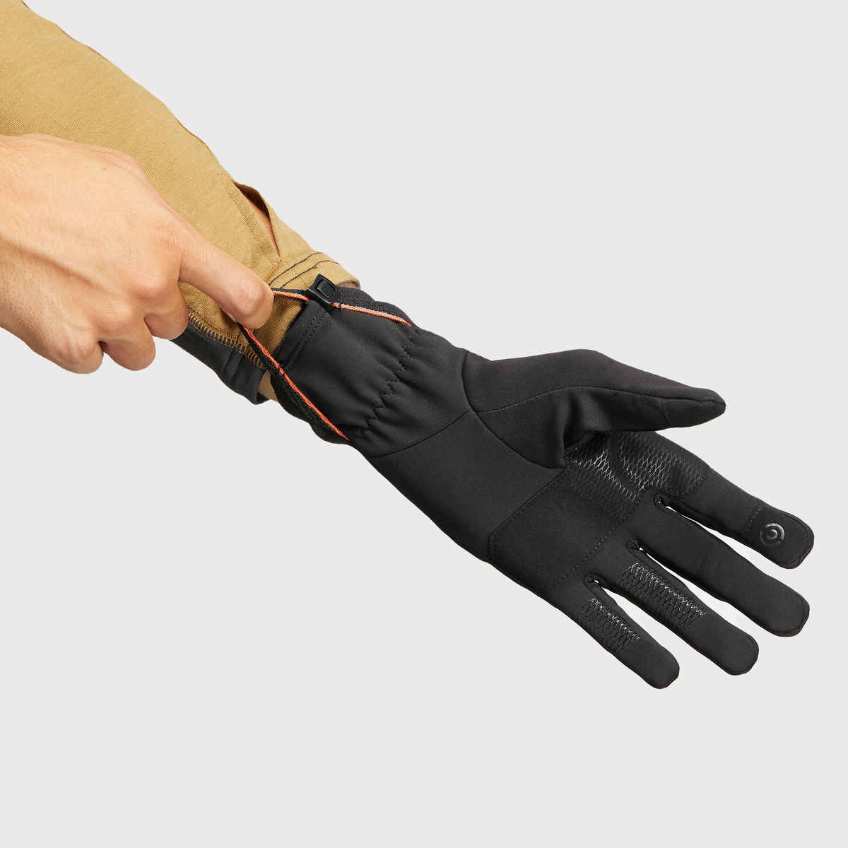 Decathlon | Forclaz Unisex Solid Polyester Winter Gloves - Black - XL