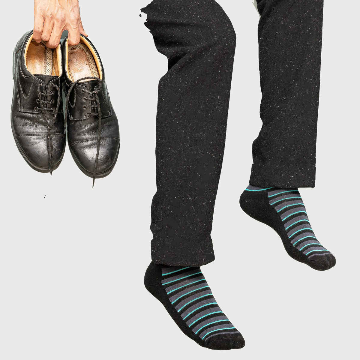 Heelium Men's Striped Bamboo Ankle Socks | Black - UK 7 - 11