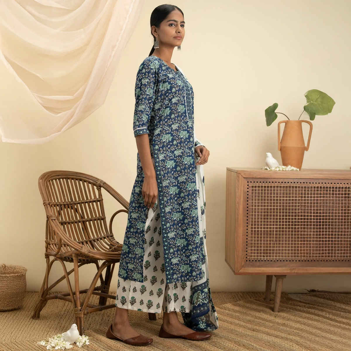 Libas Women Straight Kurta And Palazzo With Dupatta - 13026Om