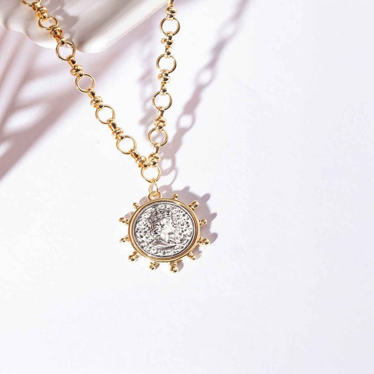 Rubans Voguish 22K Gold plated Link Chain Sunburst Charm Statement copper necklace