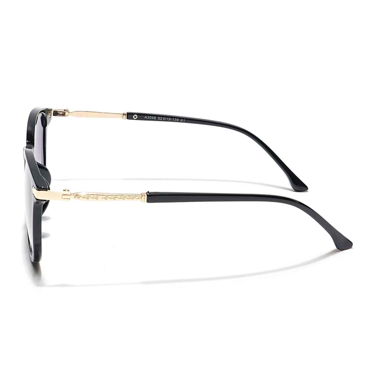 Voyage Women's Oval Sunglasses | Black and Gold - Free Size